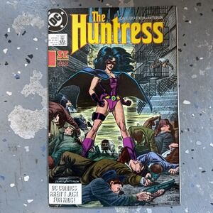 The Huntress #1 (1989) Vintage Key Comic, 1st Appearance of Huntress